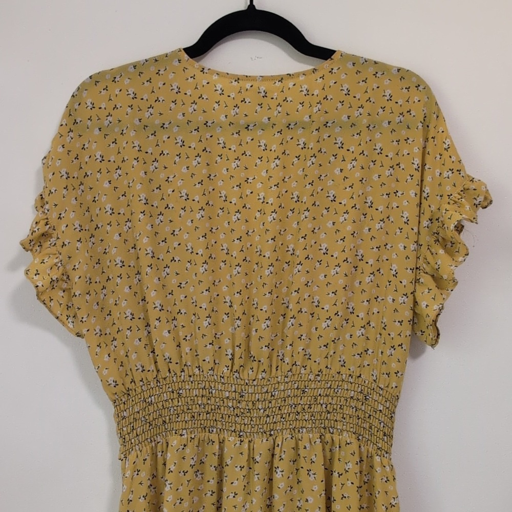 Max Studio Yellow Floral Short Ruffle Sleeve Smocked Sundress Boho LP - Picture 10 of 16